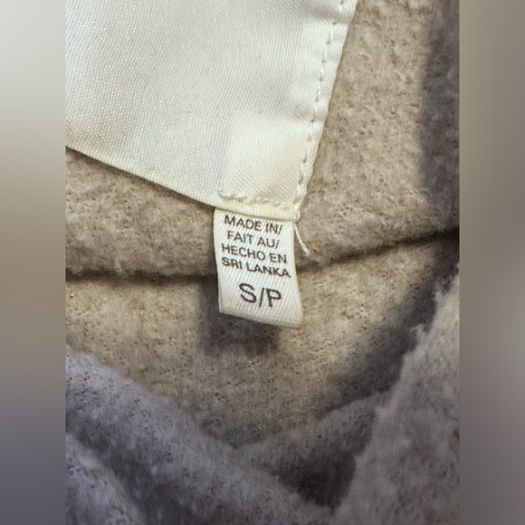 Victoria’s Secret Super Model Essentials Sandy Tan Zip Up Hoodie Size Small - Picture 10 of 12